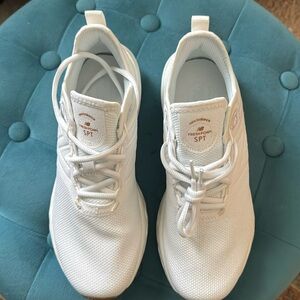 New Balance Fresh Foam SPT NWOT